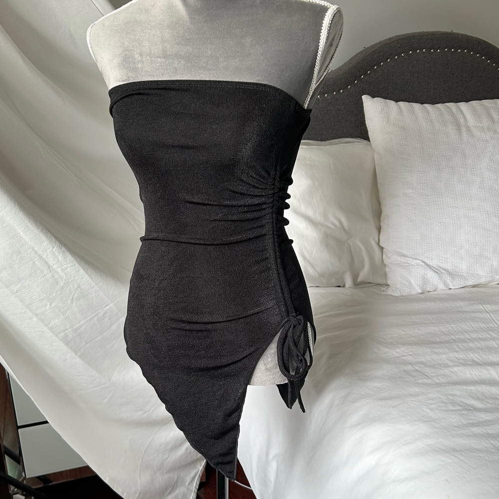 commense sleeveless top